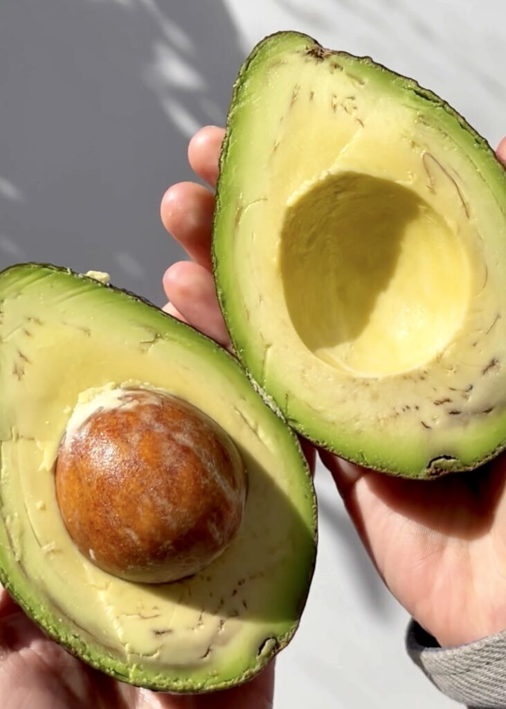 Avocado and Chilli Oil Linguine Ingredients