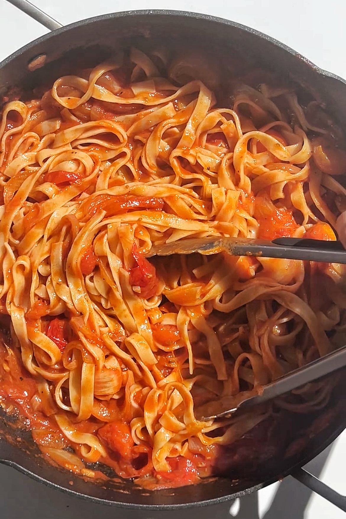 Combined pasta and tomato sauce.