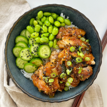 Scallion chicken with edamame beans and little cucumbers.