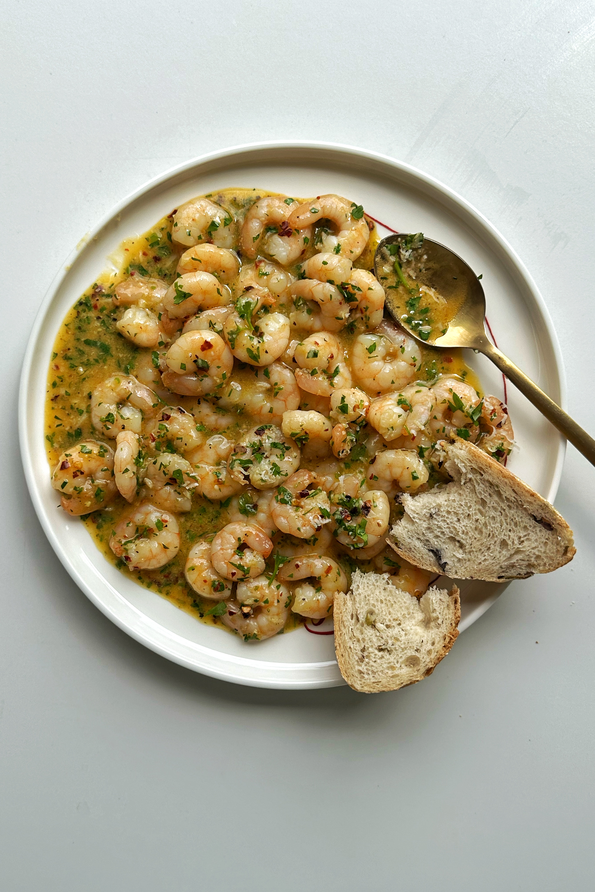 Shrimp scampi recipe without wine. 