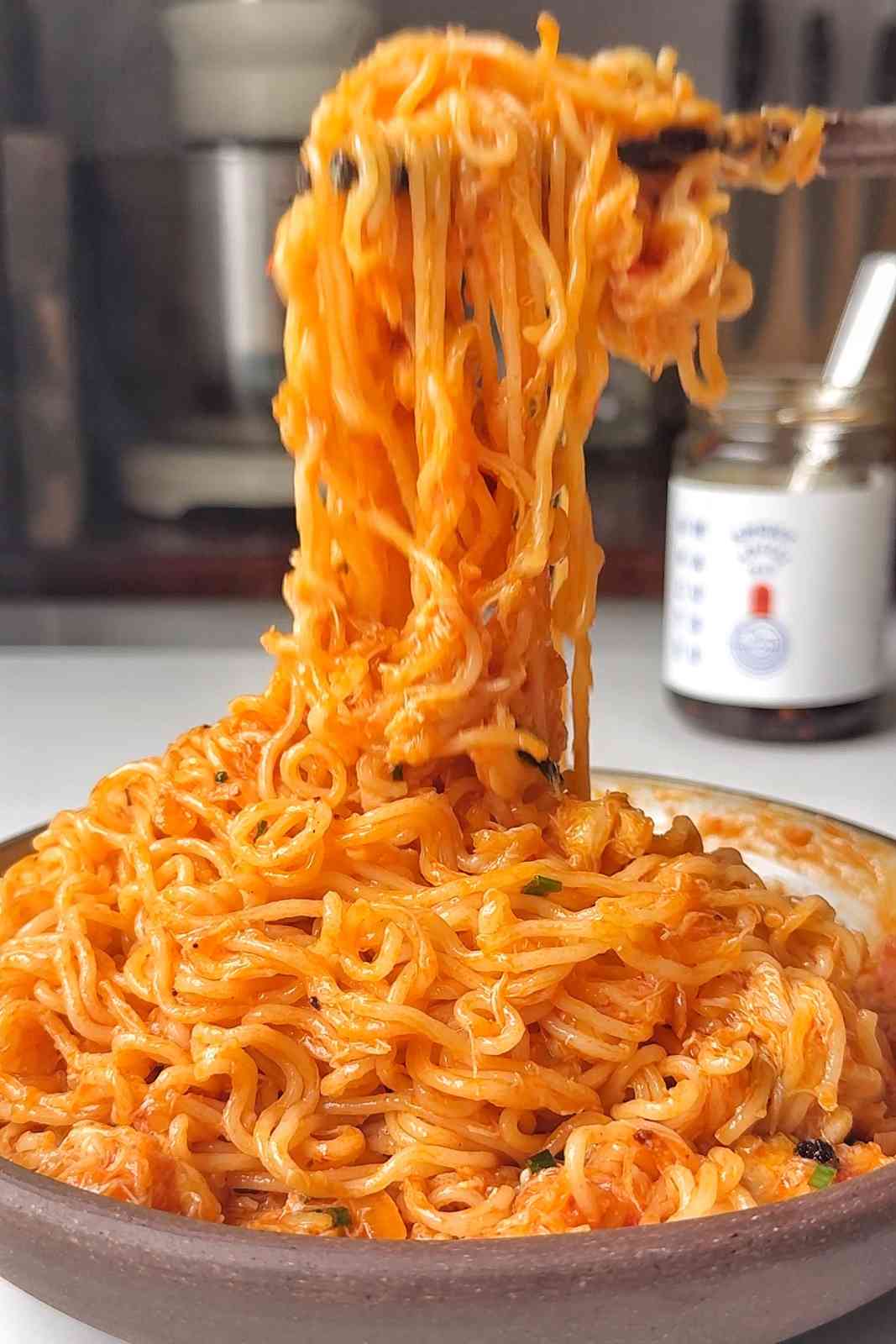 Noodle pull chilli crab.